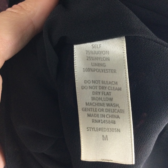 Everly Velvet Floral Burnout Cut Out Open Back Overlay Shift Dress Size Medium - Picture 14 of 14